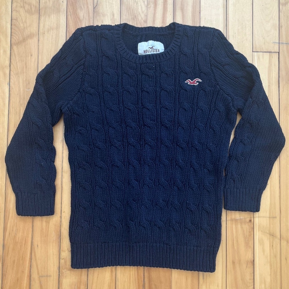 Hollister Navy Blue Cable Knit Crewneck Sweater Medium Embroidered Logo